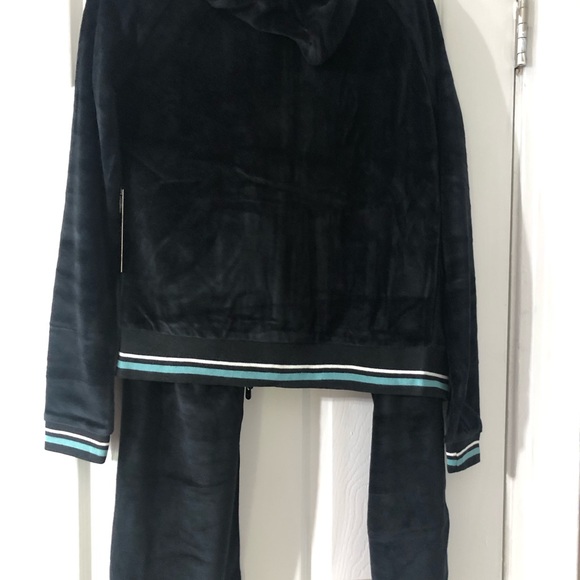 COPY - BCBG maxazria  Medium Black Women’s track suit BCV04211P New Hoodie/pant… - Picture 3 of 16